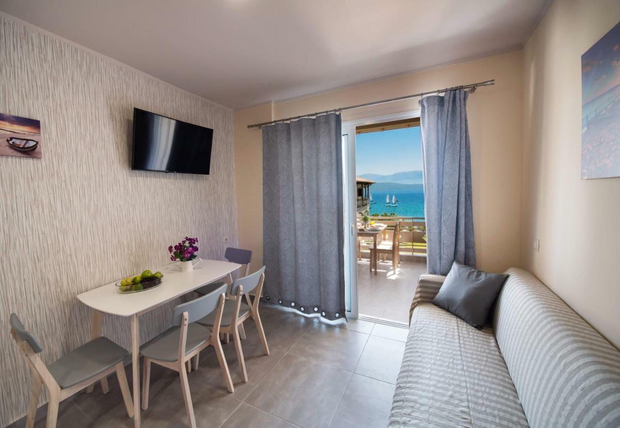 Ifi Sea House Apartment Nikiana Ngoại thất bức ảnh